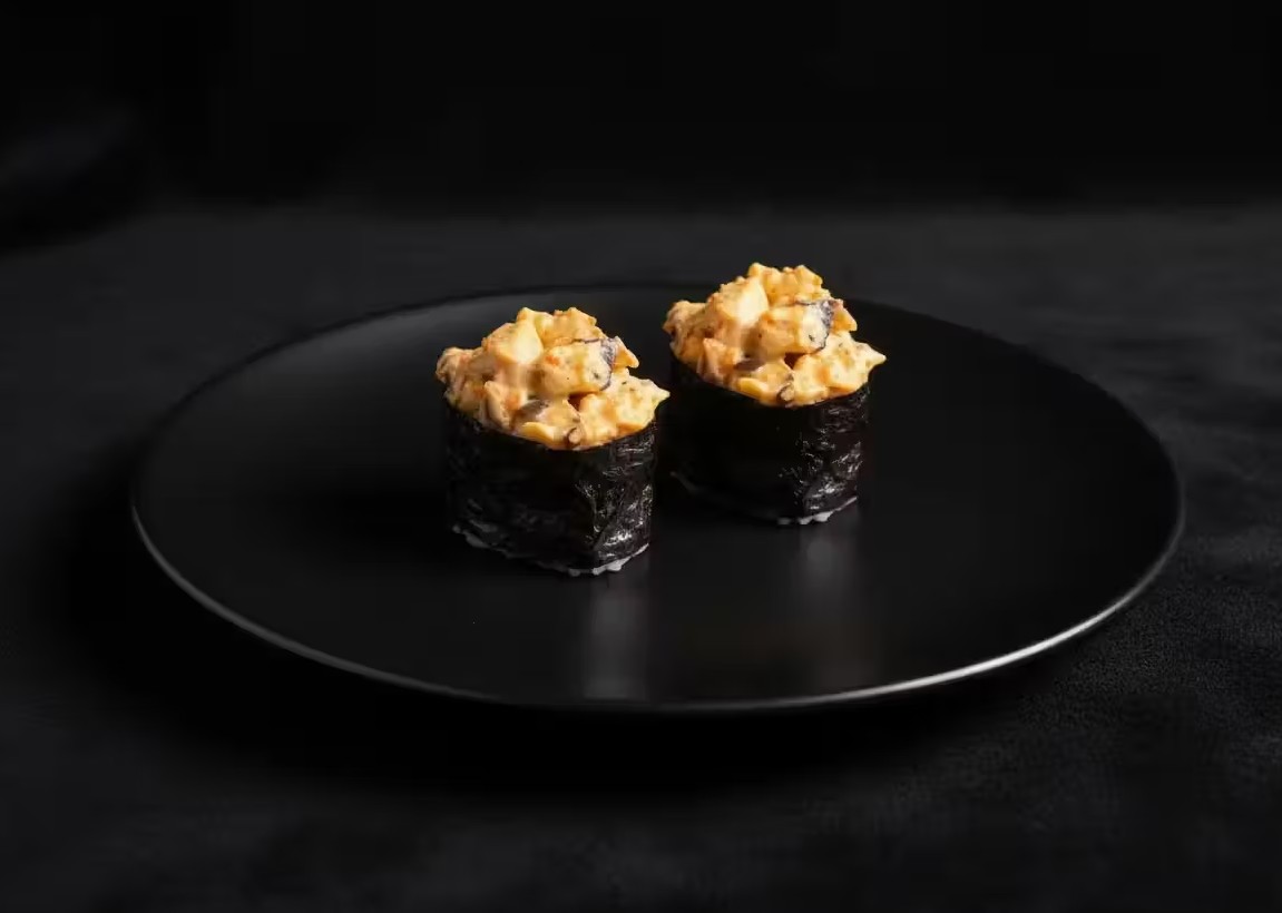 Гункан спайси осьминог, 2 шт