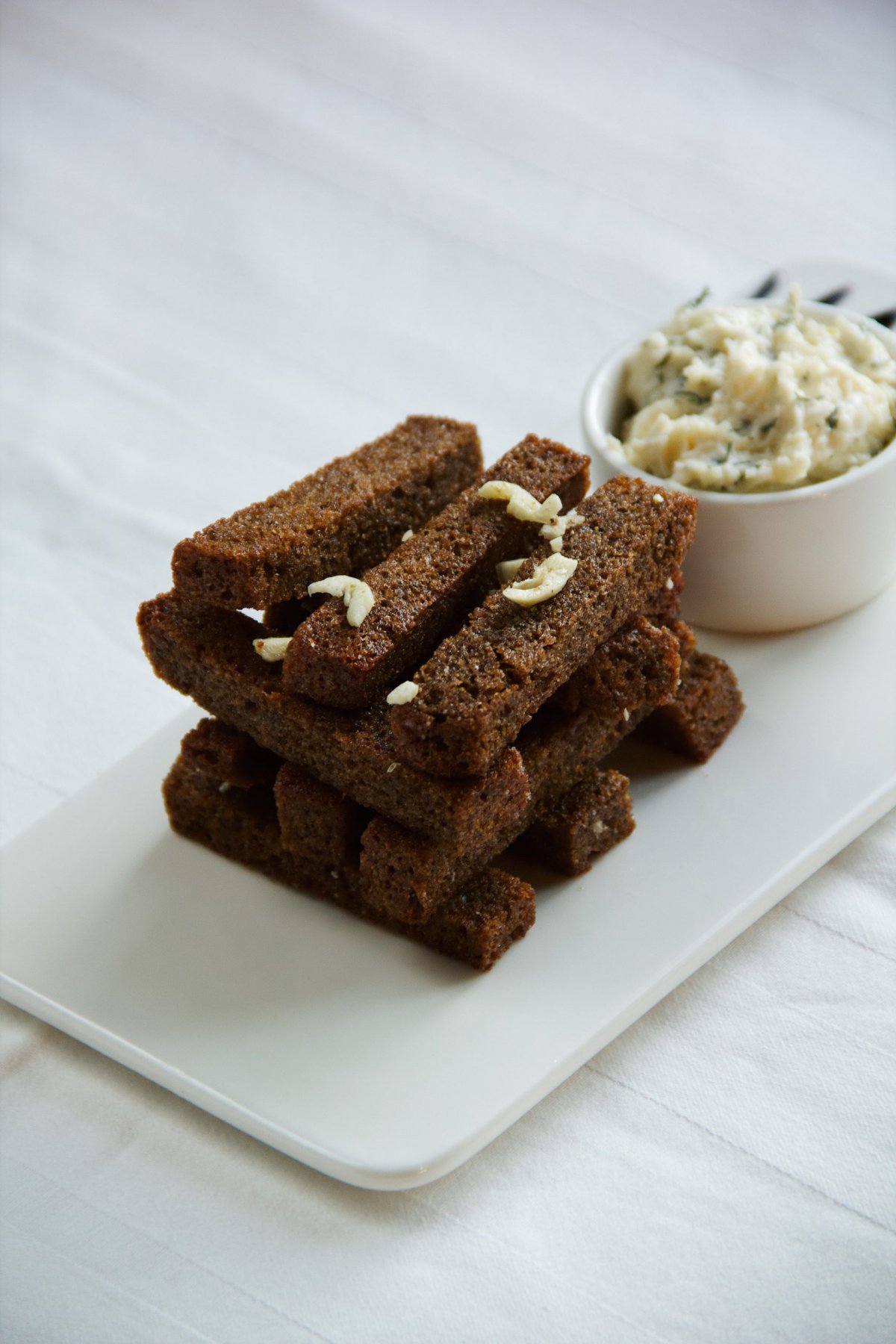 Гренки чесночные
