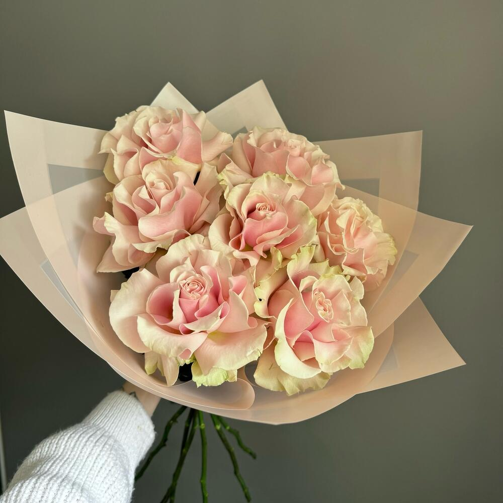 Розовые французские розы букет