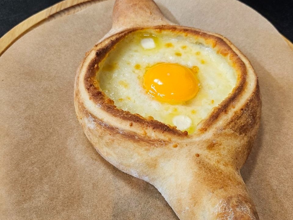 Хачапури по-аджарски