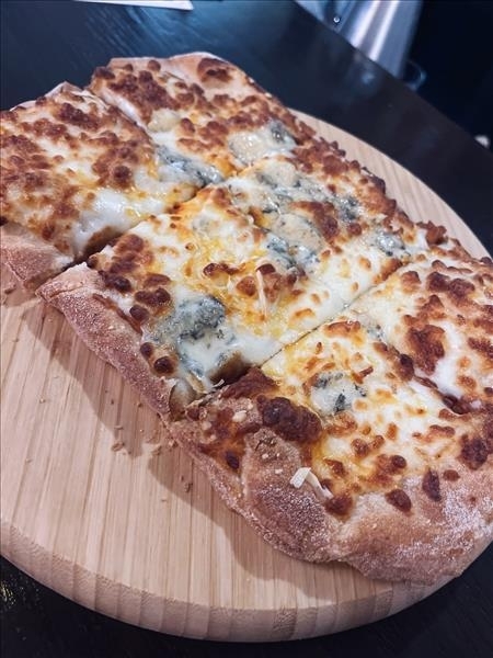 Четыре сыра пицца 20*30 см