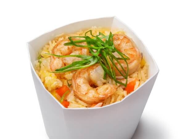 Японский плов с креветками и овощами