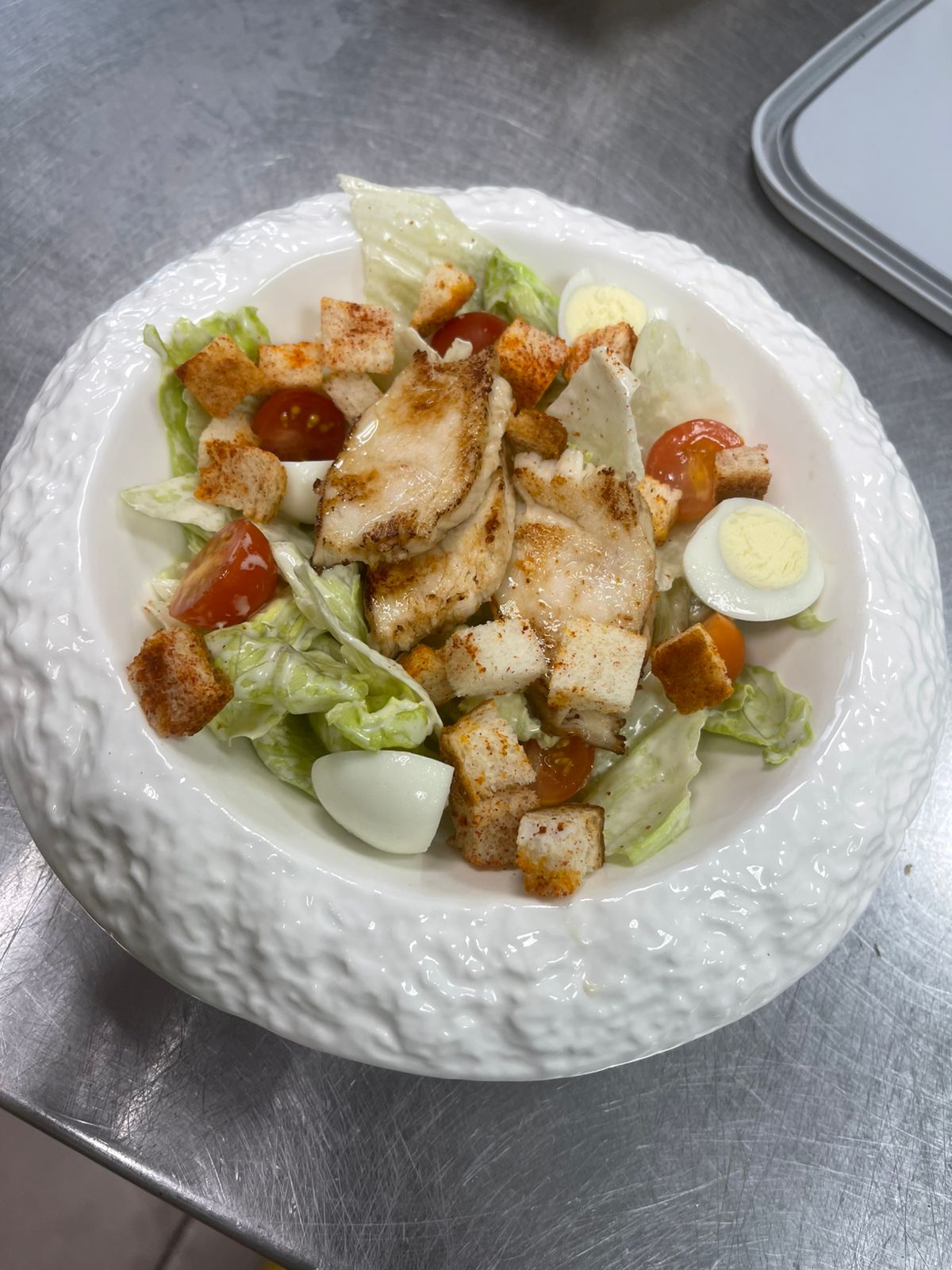 Цезарь с курицей
