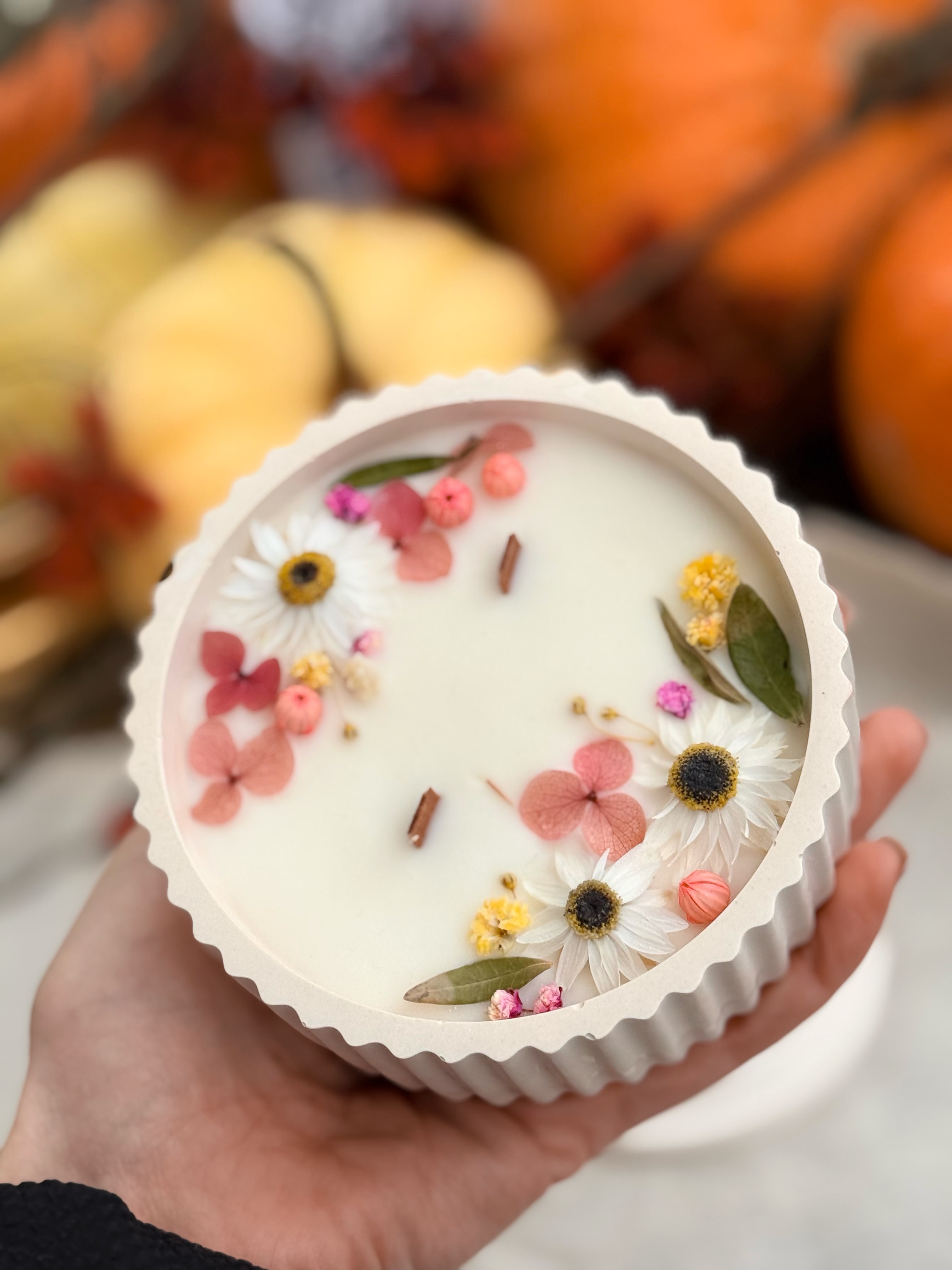 Аромасвеча ручной работы 