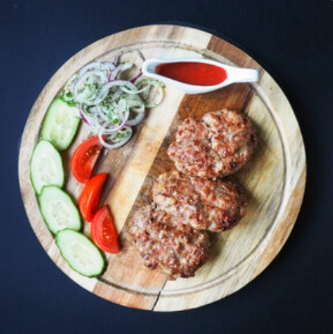 Котлеты микс на решетке