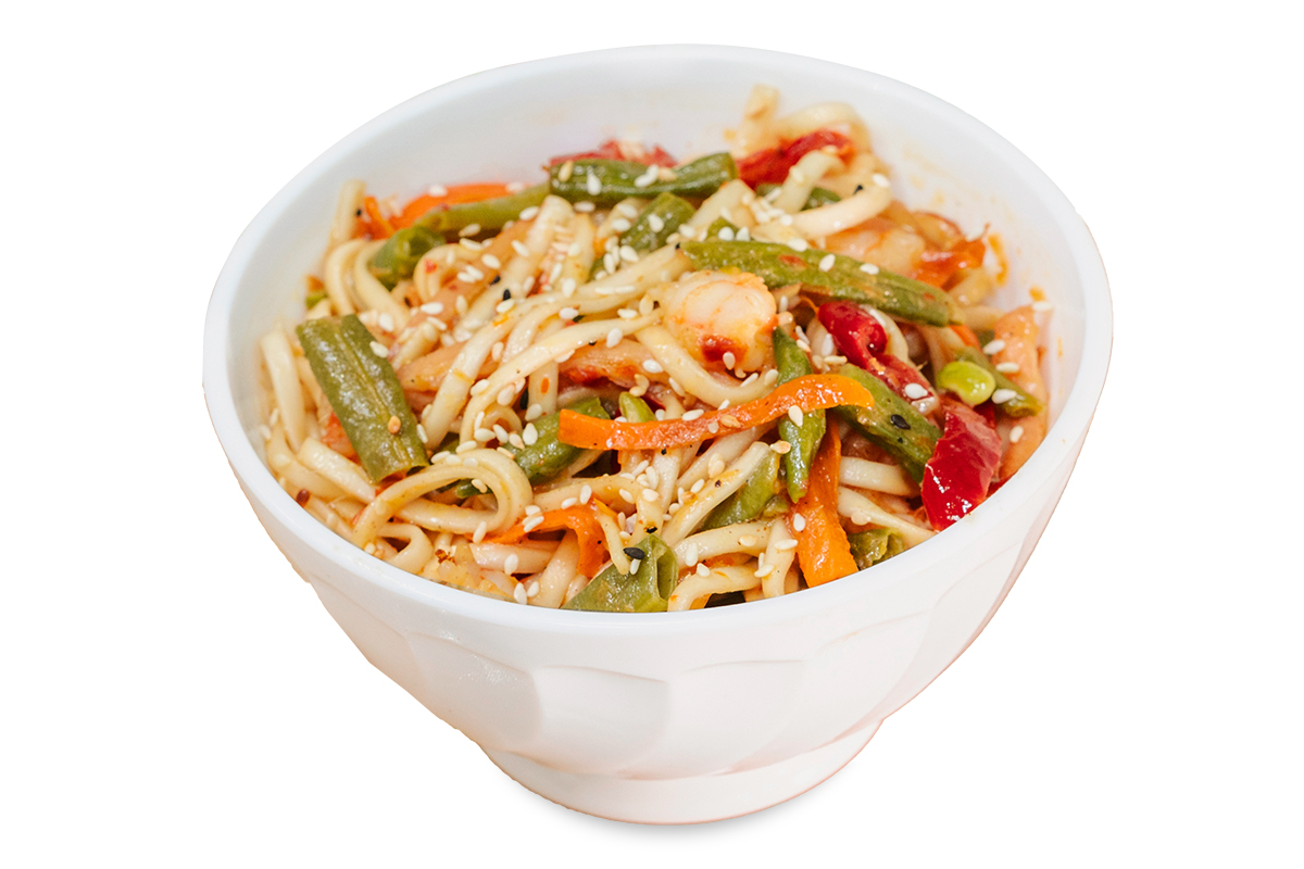 Wok с морепродуктами, овощами и пастой