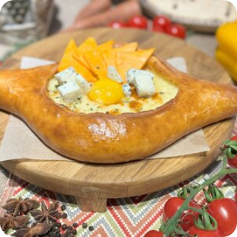 Хачапури Четыре сыра
