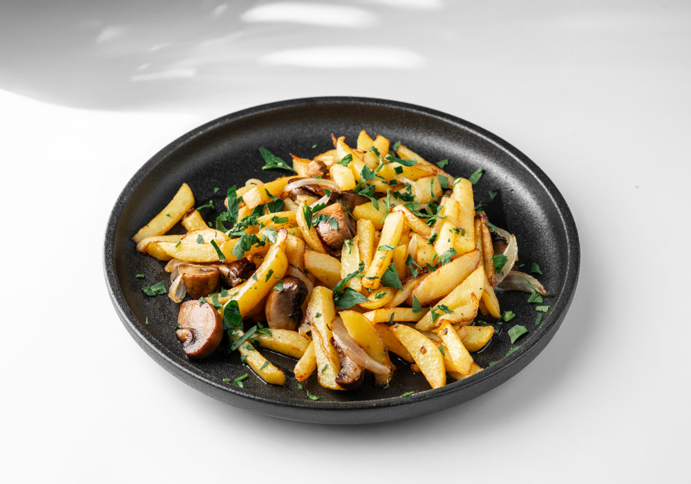 Картофель жареный с грибами