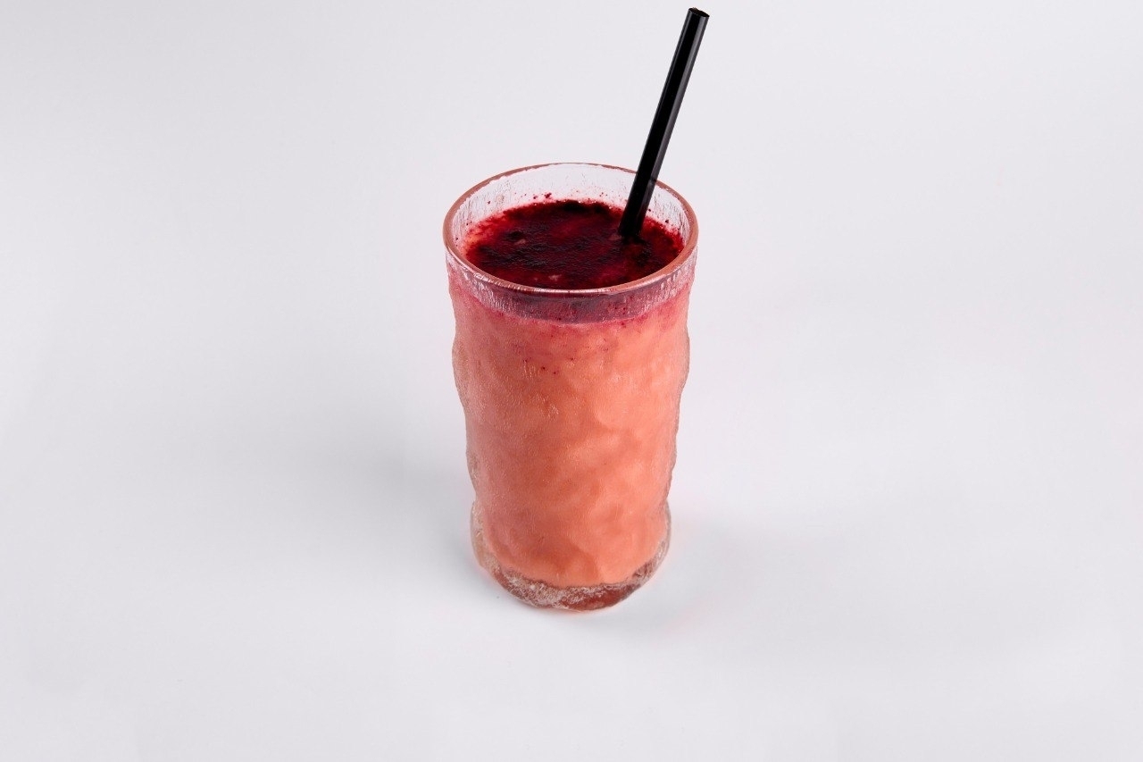 Персик-клубника