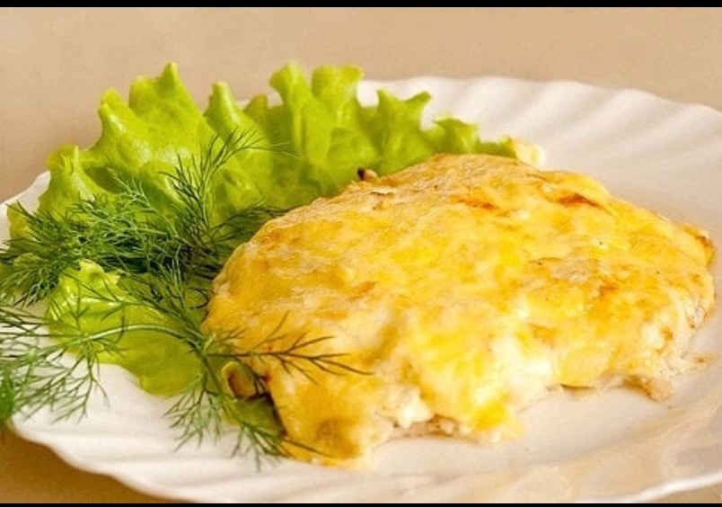 Филе куриное запеченная с сыром.