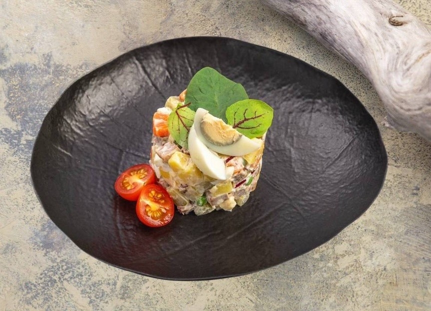 Оливье с говяжим языком