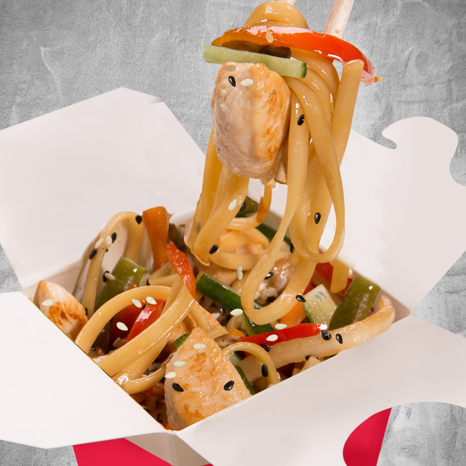 Удон сливочный с курицей