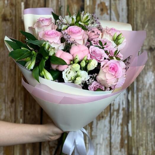 Авторский букет с розами