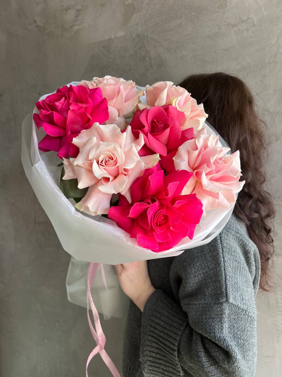 7 французских роз в оформлении