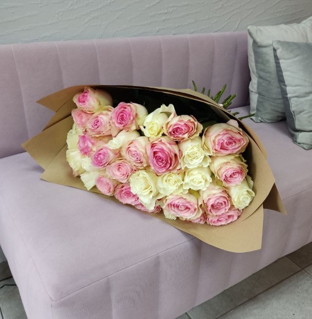 Букет роз микс 31 шт