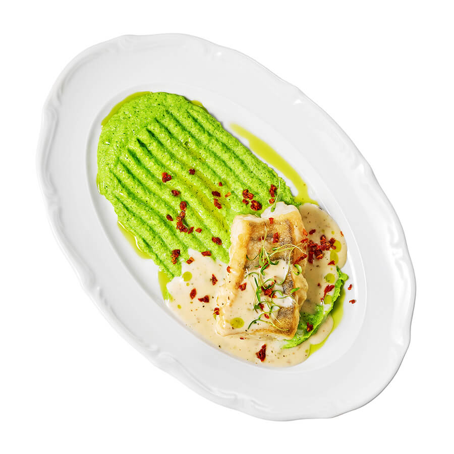 Судак с муссом из брокколи