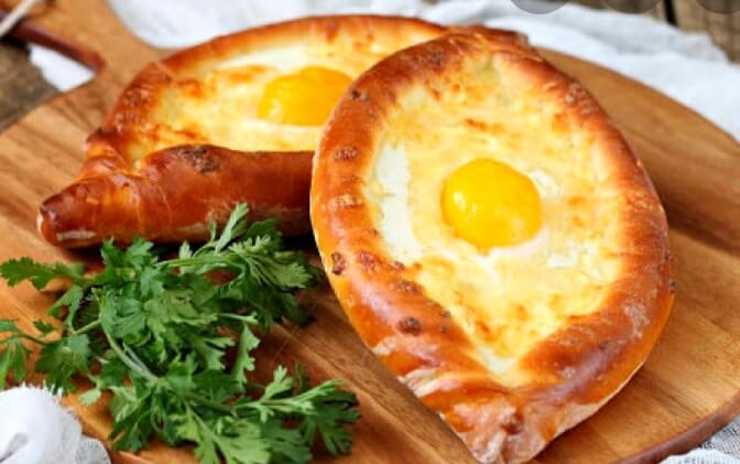 Хачапури по-аджарски