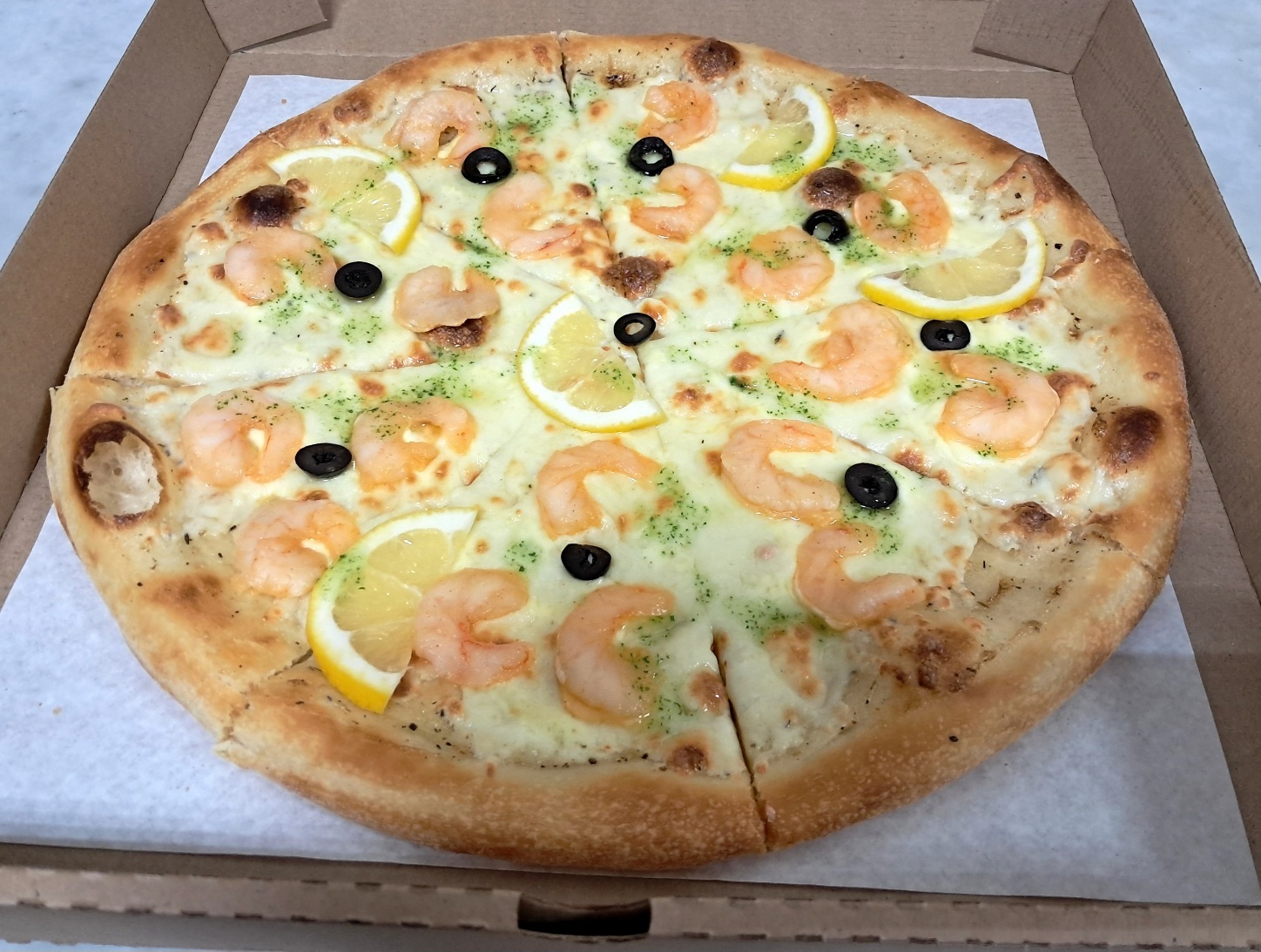 Пицца с креветками (32 см)