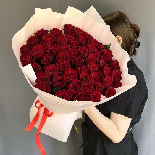Букет красных роз