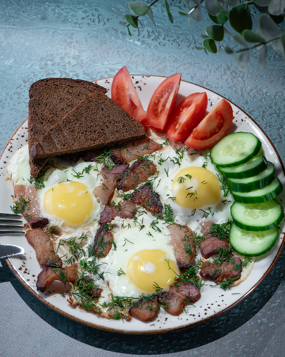 Яичница по-деревенски