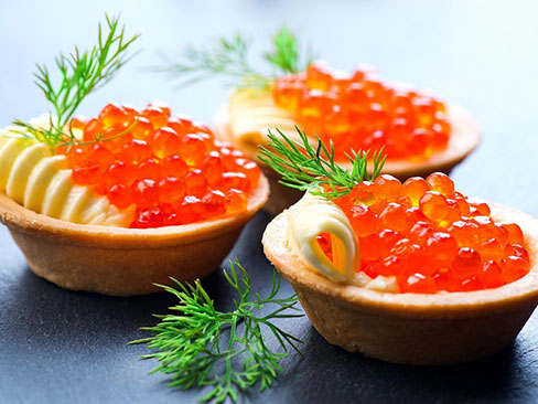 Икра красная с маслом