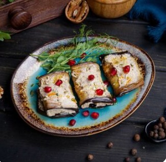 Баклажаны с ореховой пастой