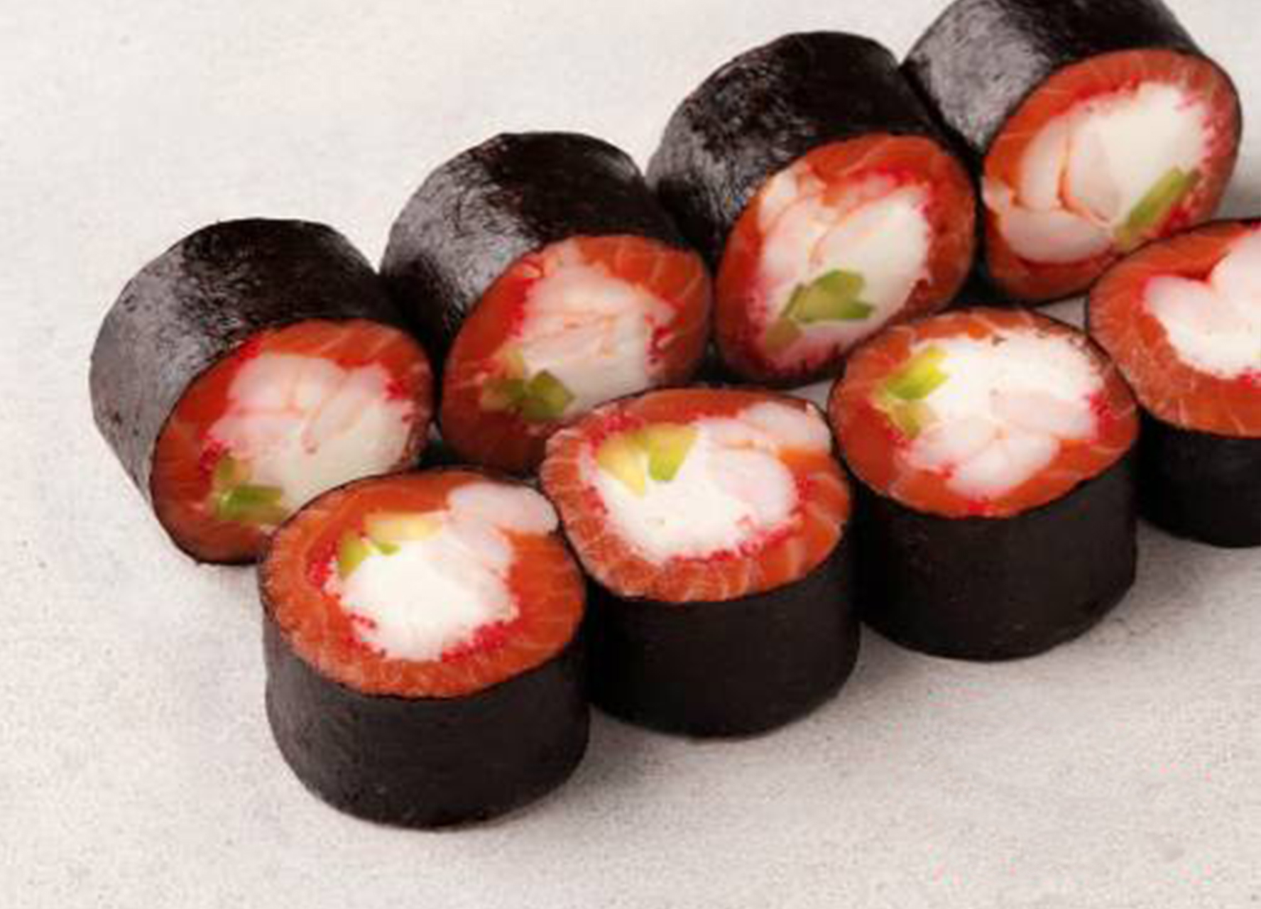 Кето ролл с лососем и креветкой