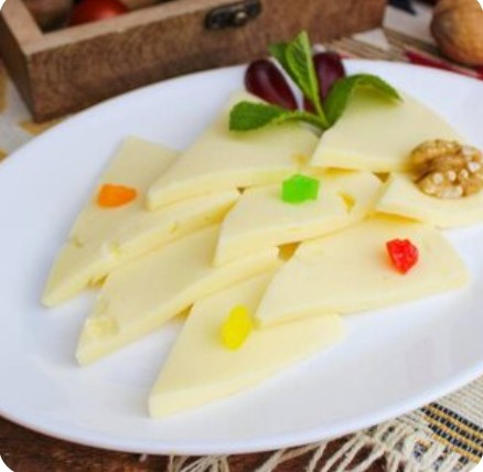 Сыр Сулугуни