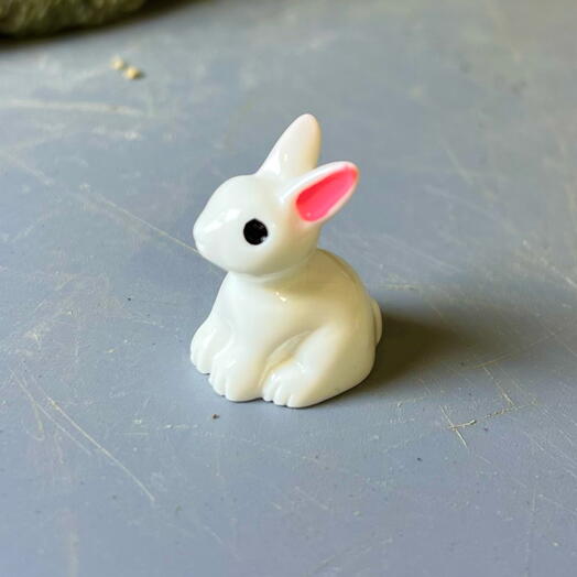 Фигурка Маленький Кролик