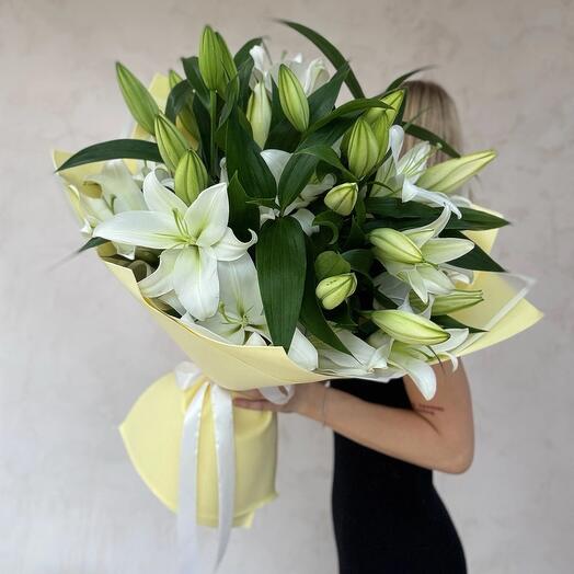 Букет гигант лилии ароматные