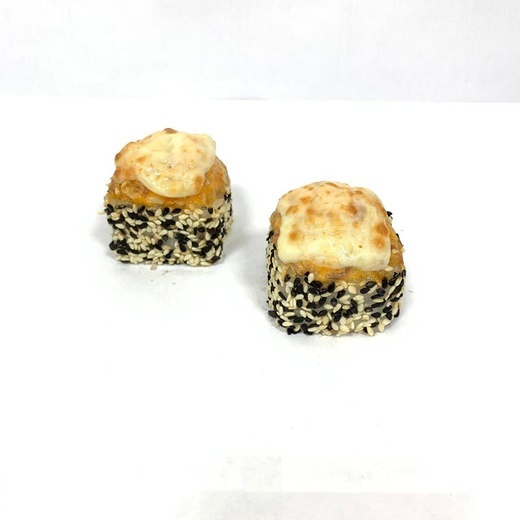 Запечённый ролл с курицей и беконом