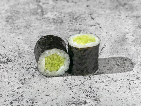 Мини ролл с огурцом