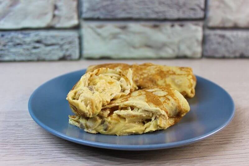 Блинчики с курицей и грибами