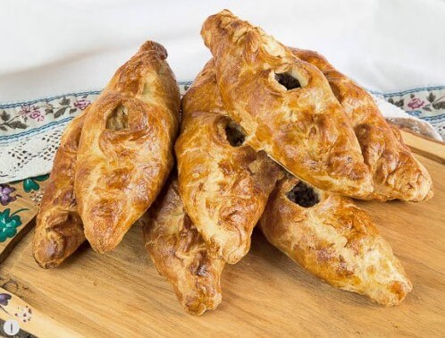 Расстегай с потрошками 1 шт