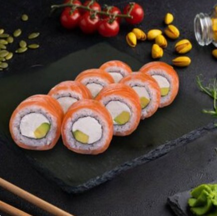 Ролл Филадельфия люкс (много лосося)