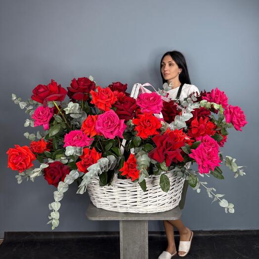 51 французская ажурная Роза в корзине