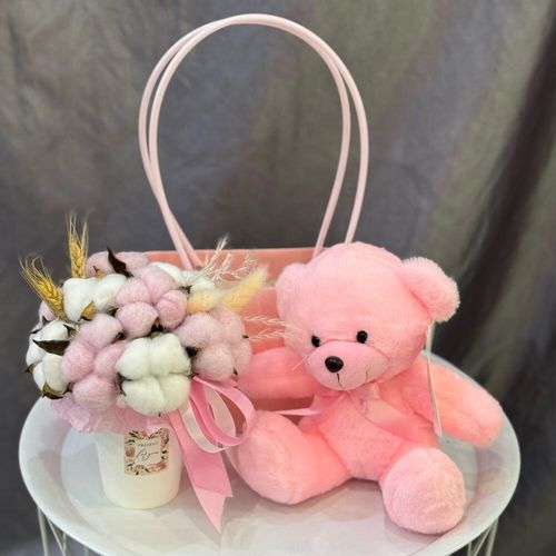 Букет из хлопка с мягкой игрушкой Мишкой (0359) 