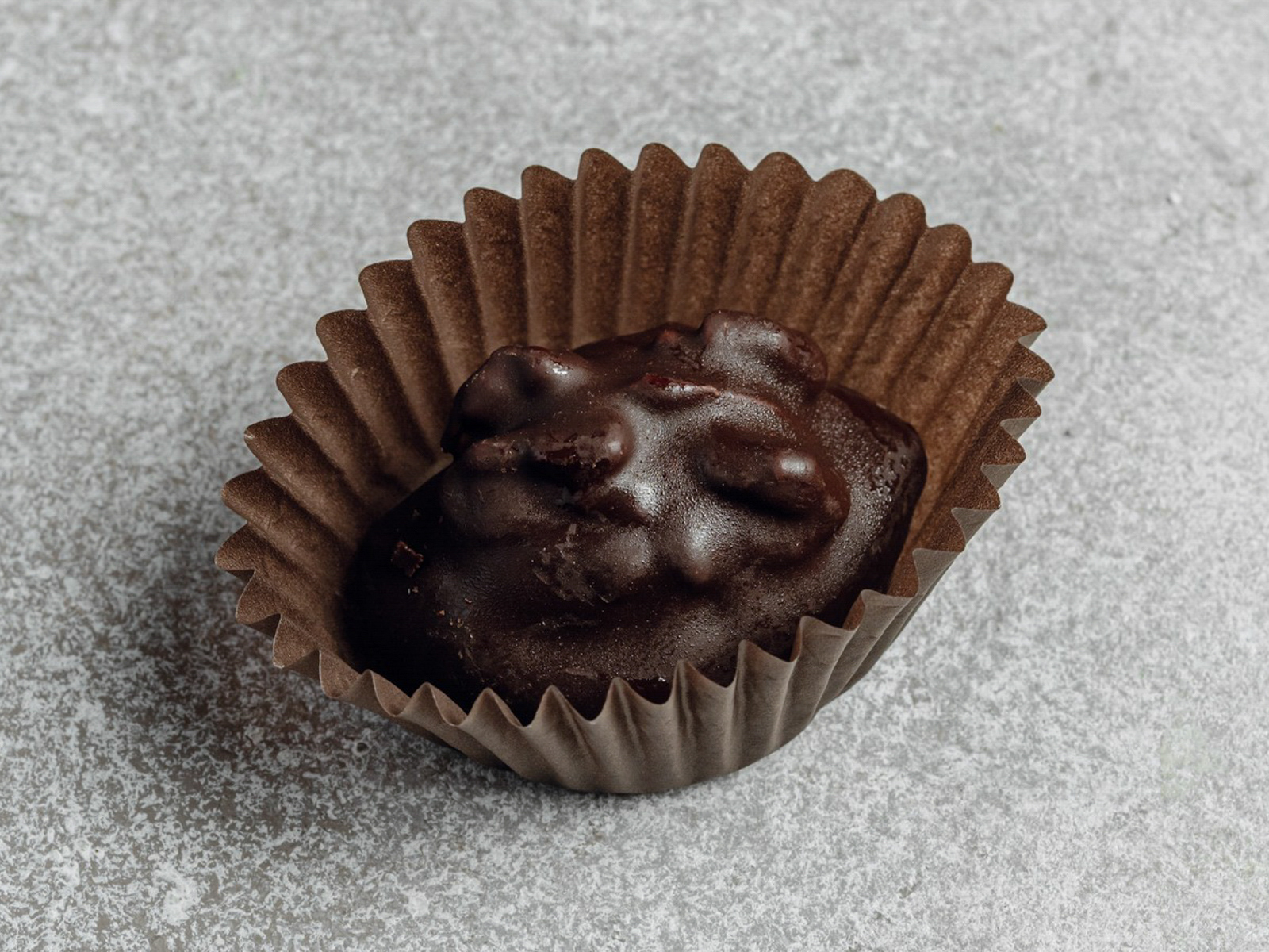 Конфета с черносливом