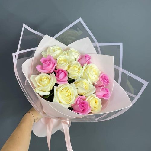 Букет из 15 роз Miss