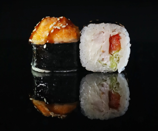 Ролл запечённый цезарь с курицей