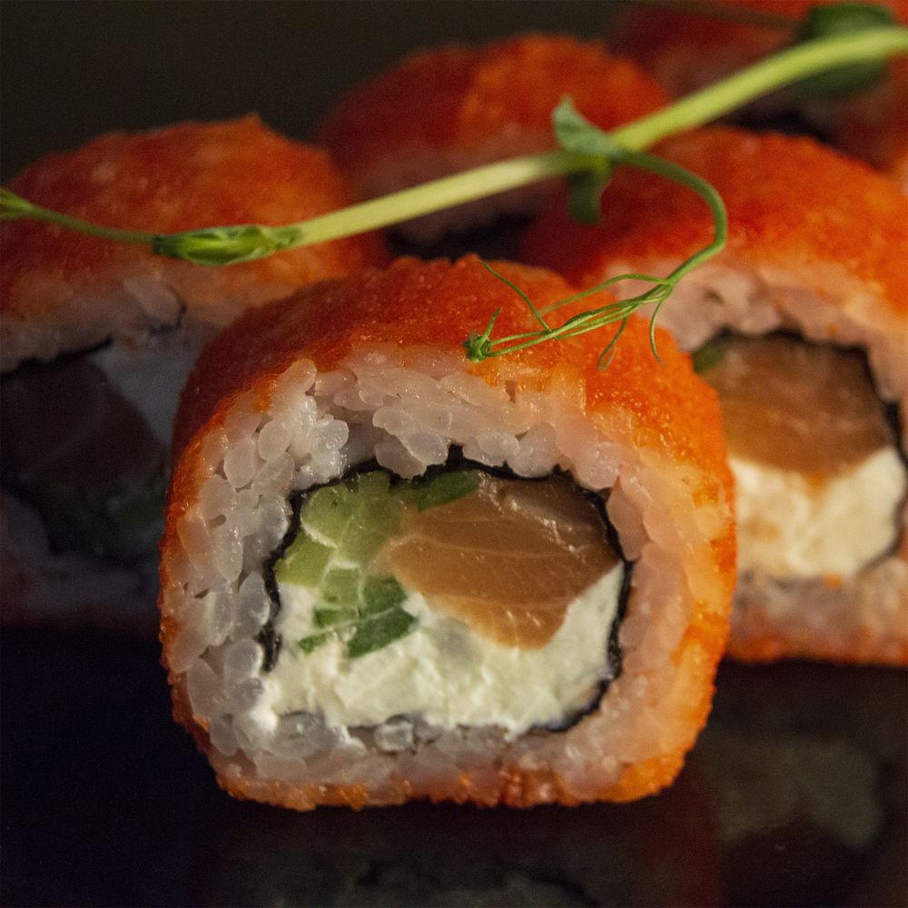 Лосось в икре 8 шт