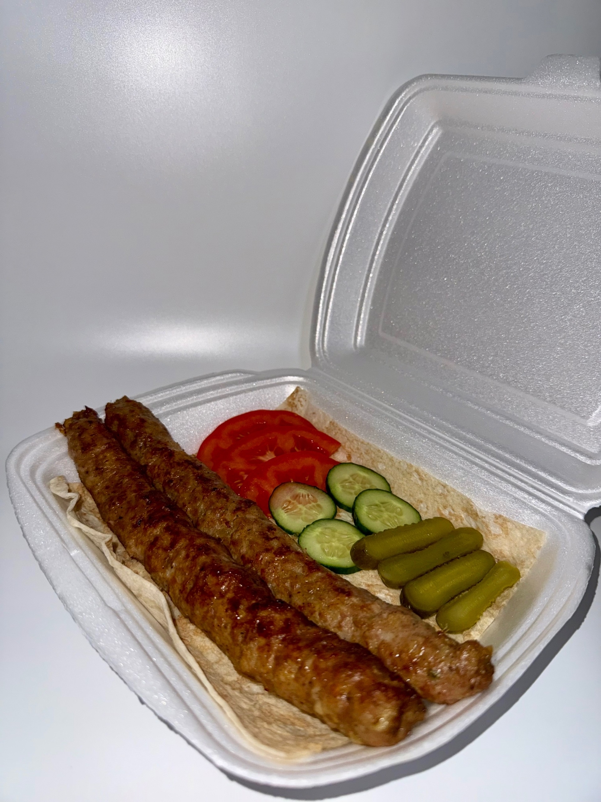 Люля-кебаб с овощами