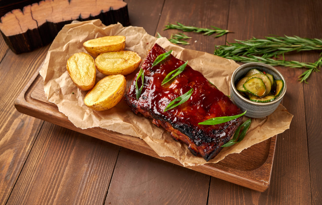 Свиные ребрышки BBQ