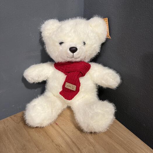 Белый мишка с шарфиком