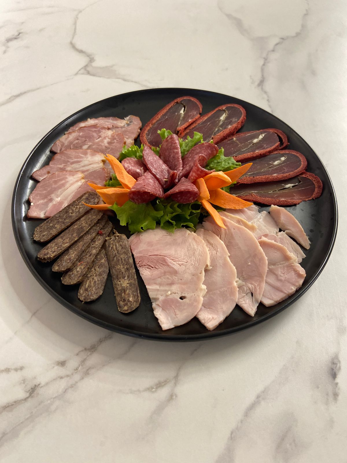 Ассорти мясное