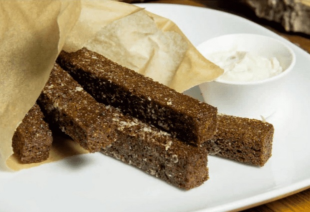 Бородинские гренки с чесноком