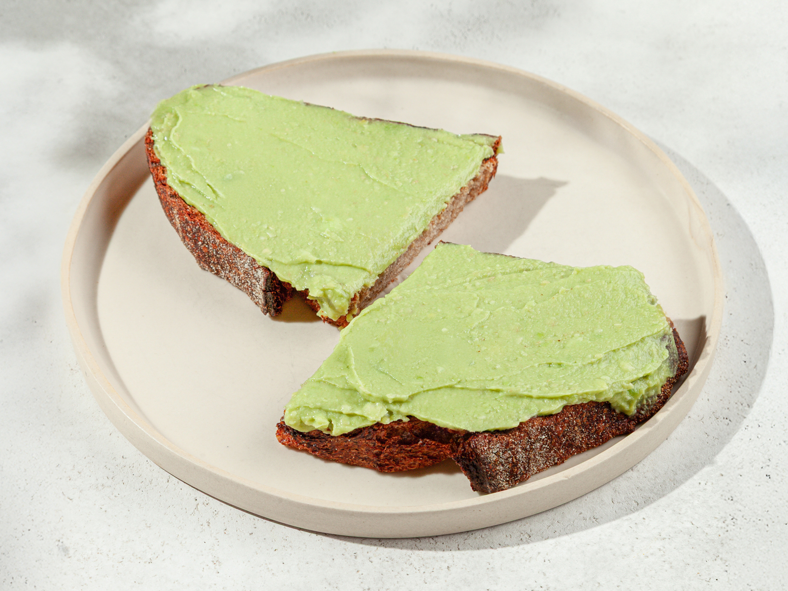 Детский авокадо-тост