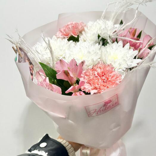 Букет «Твоё чудо» из хризантем