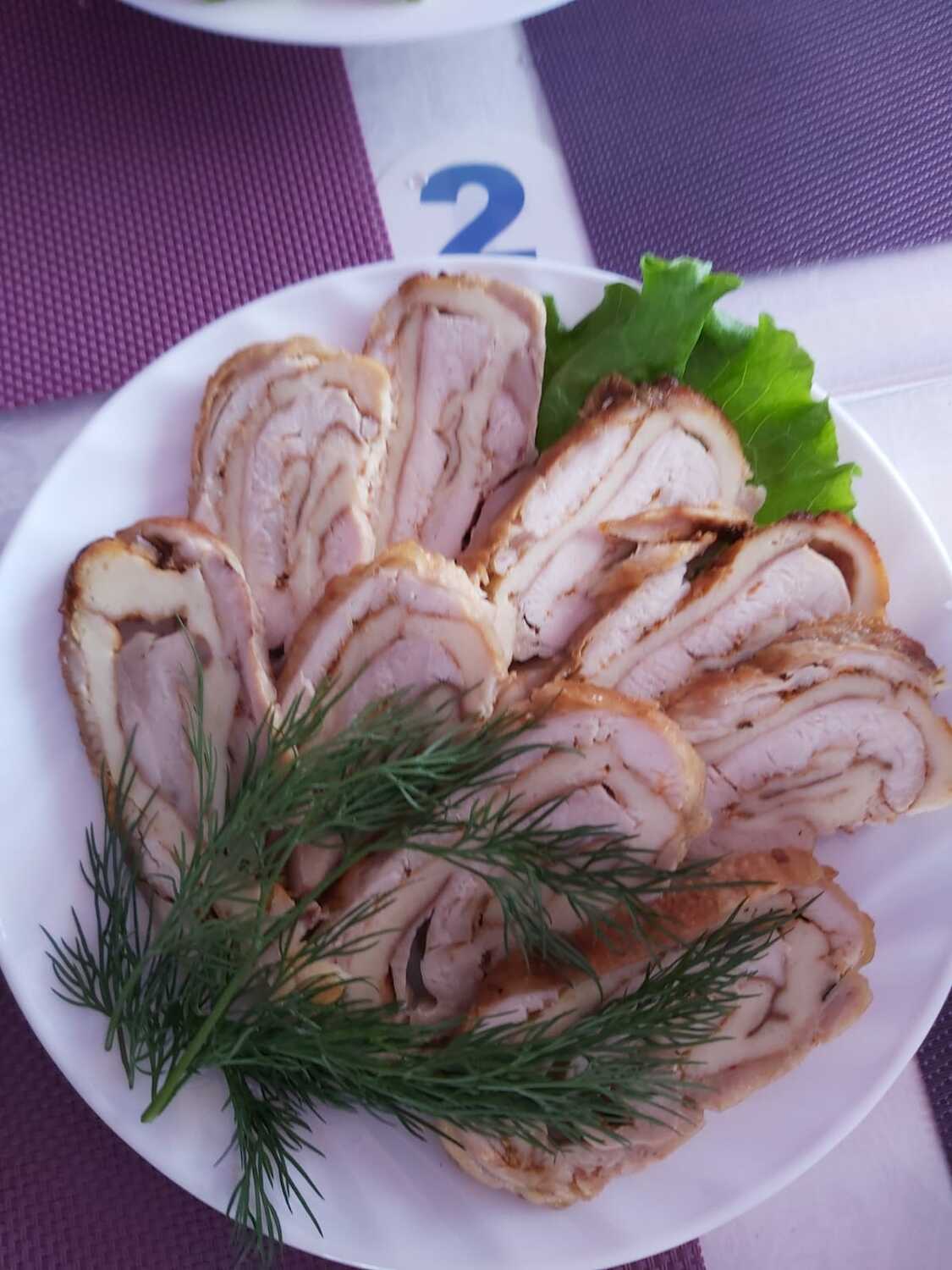 Куриный рулет с омлетом