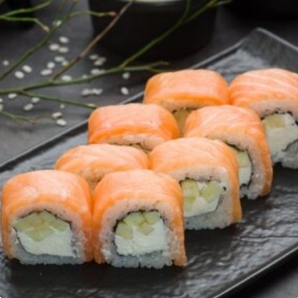 Ролл Филадельфия с яблоком